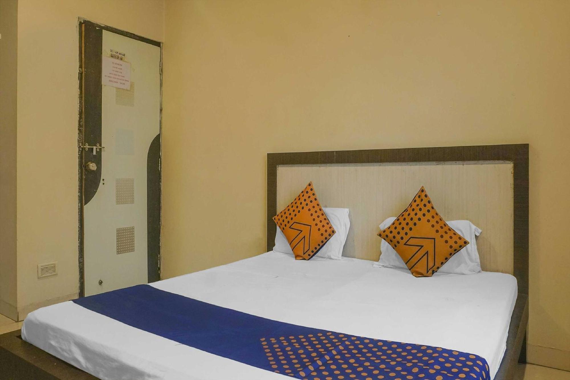 Hotel O Peacock Lodging Kharakvasla المظهر الخارجي الصورة